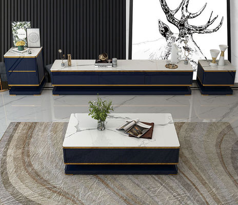Quarto durável que combina o armário e a mesa de centro da tevê