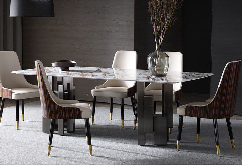 Mesa de jantar de mármore luxuosa limpa da forma facilmente