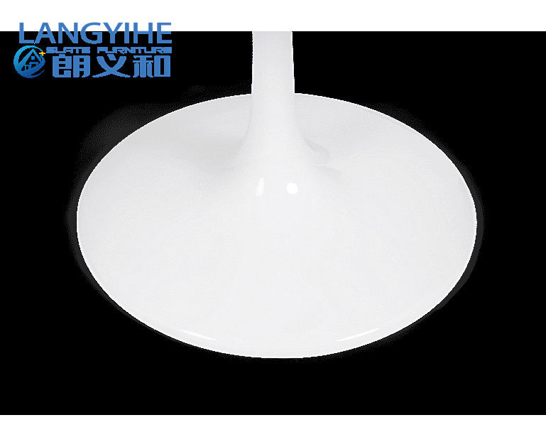 mesa de jantar redonda de mármore branca de 120cm e estofado jantando a cadeira